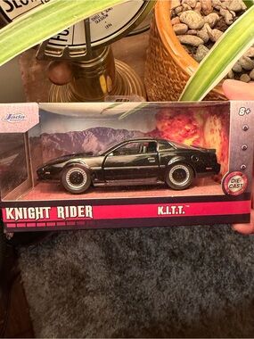 Jada HollyWood Rides Knight Rider K.I.T.T. Die-Cast Car Toy - Black